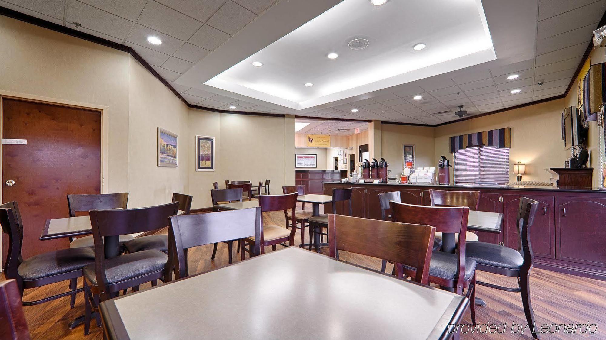 Park Inn by Radisson Albany Bagian luar foto