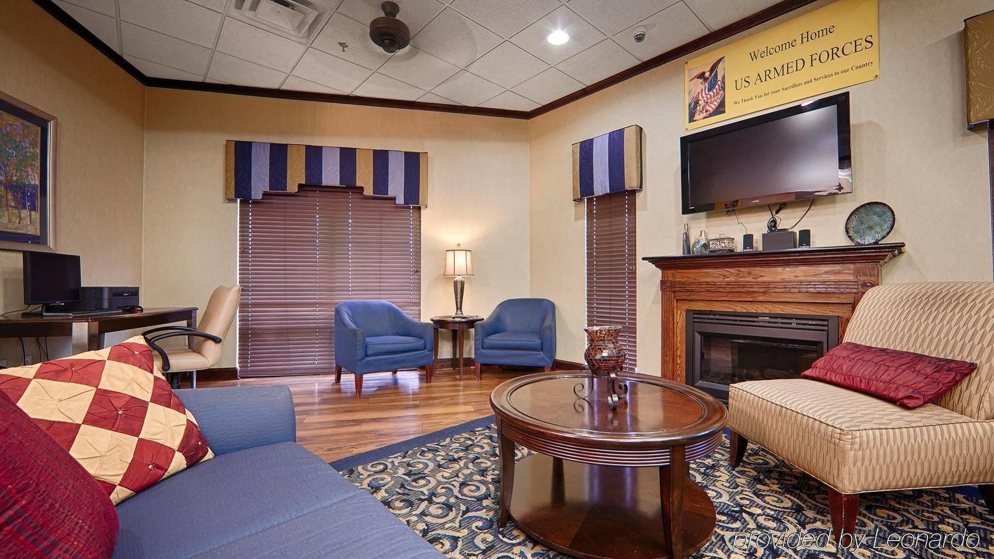 Park Inn by Radisson Albany Bagian luar foto